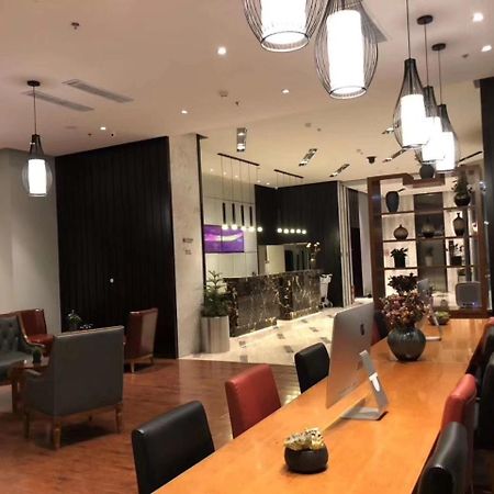 Metropolo Changsha Wuyi Square Экстерьер фото